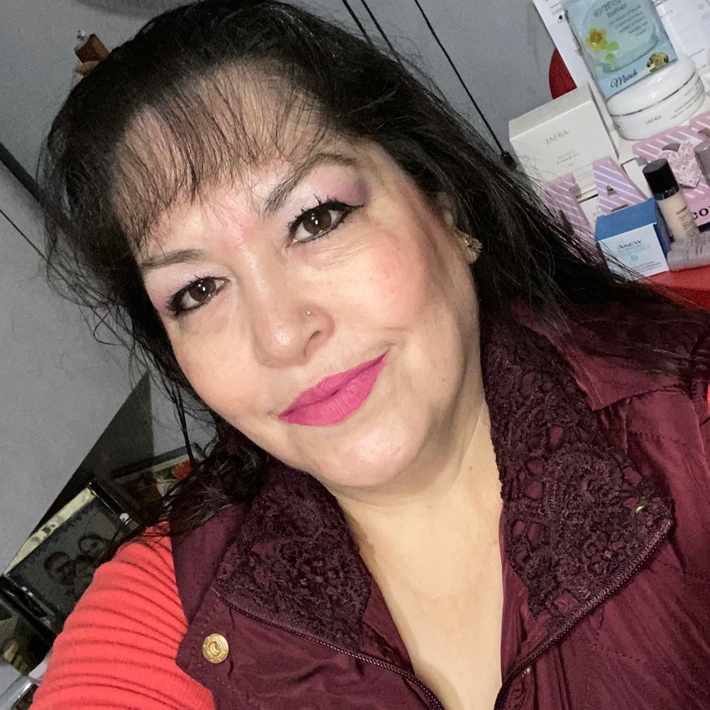 Meet your Posher, Maria